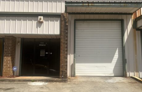 LEASE: 1800SF Warehouse - Norcross